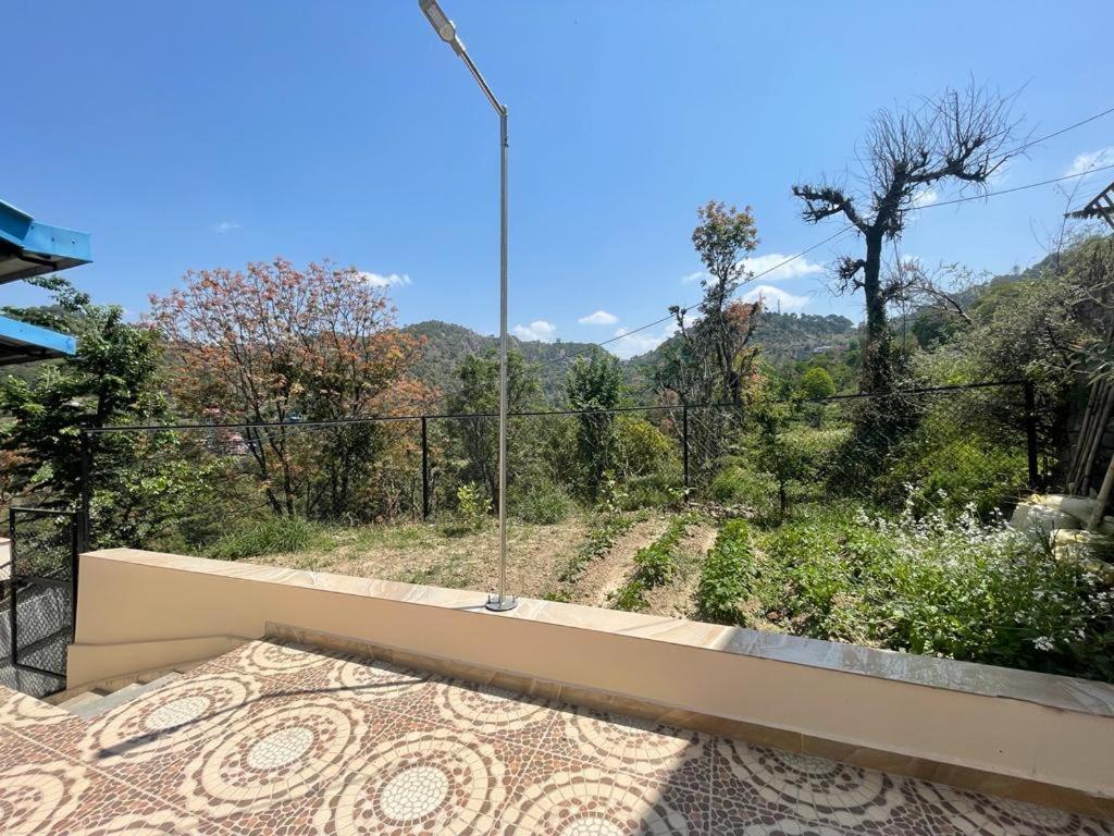 Idyllic Private Cottage W/King Bed + Mountain View Kasauli Eksteriør billede